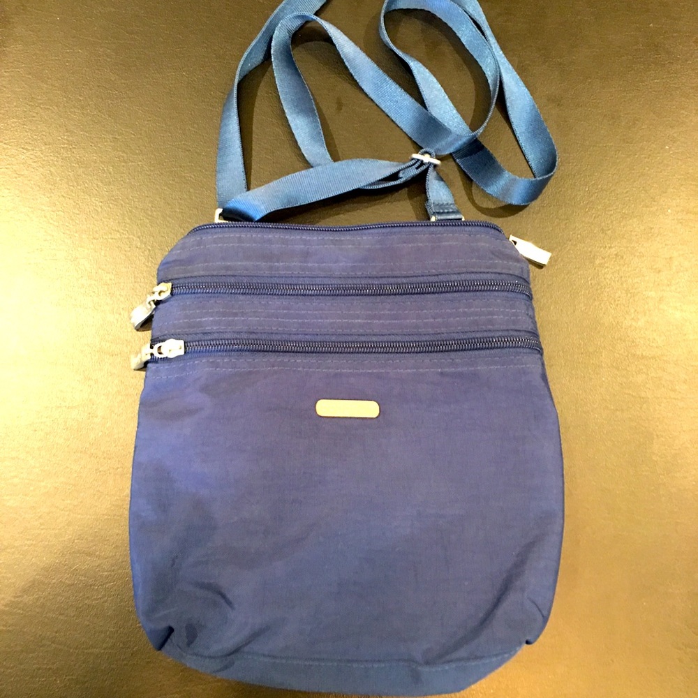 Baggallini Travel Bag/ Blue/ Almost New